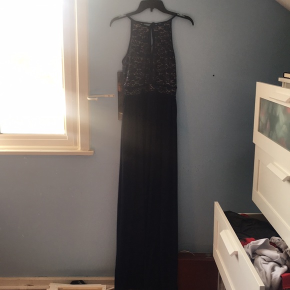 PROM DRESS!! - Picture 2 of 6